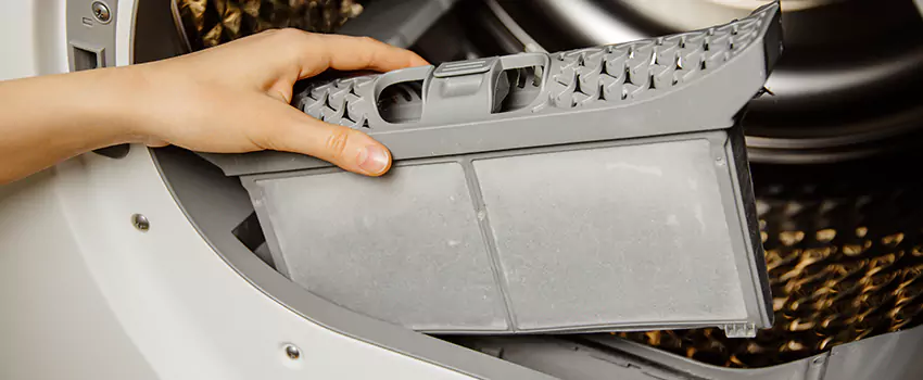 Signs Of A Clogged Dryer Lint Trap in Phenix City, Alabama